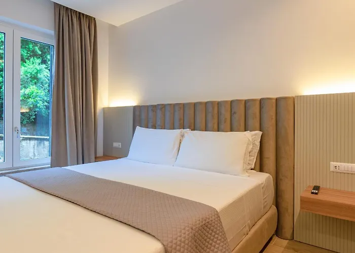 Gg Spagna Luxury 4*